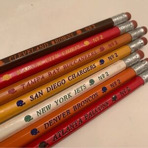 Lot of Vintage NFL Football Team Logo Unsharpened No. 2 Pencils